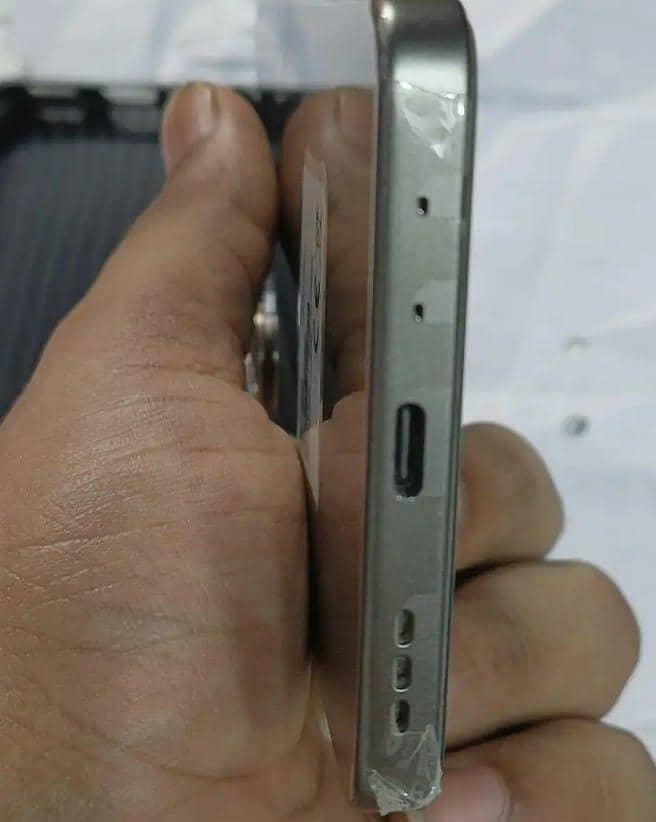 OPPO A5 Pro 4