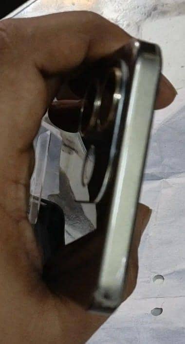 OPPO A5 Pro 6