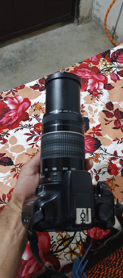 camra Canon D1300