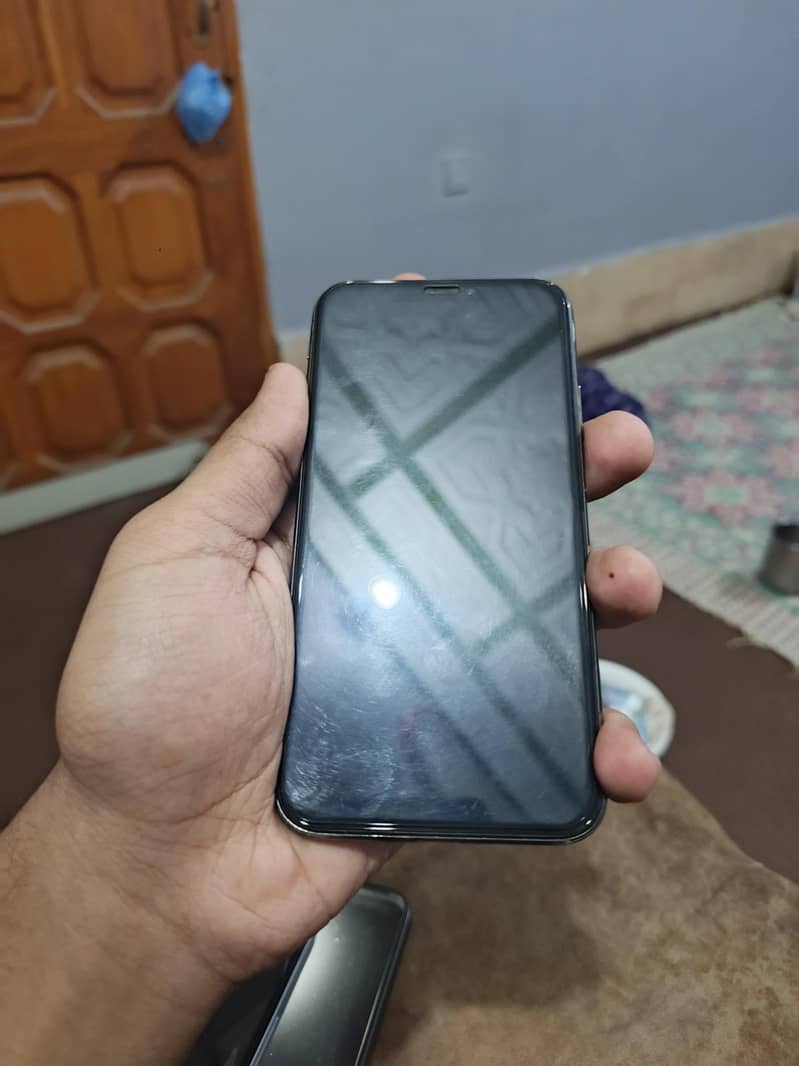 Apple iPhone X 1