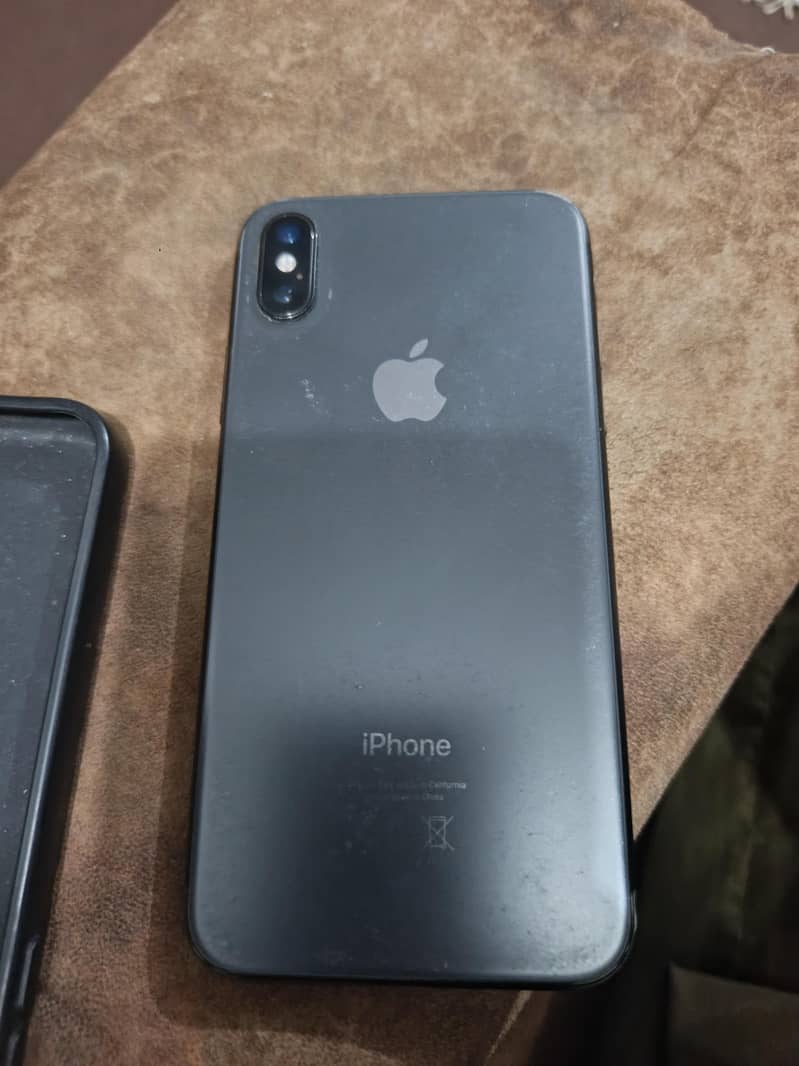 Apple iPhone X 3