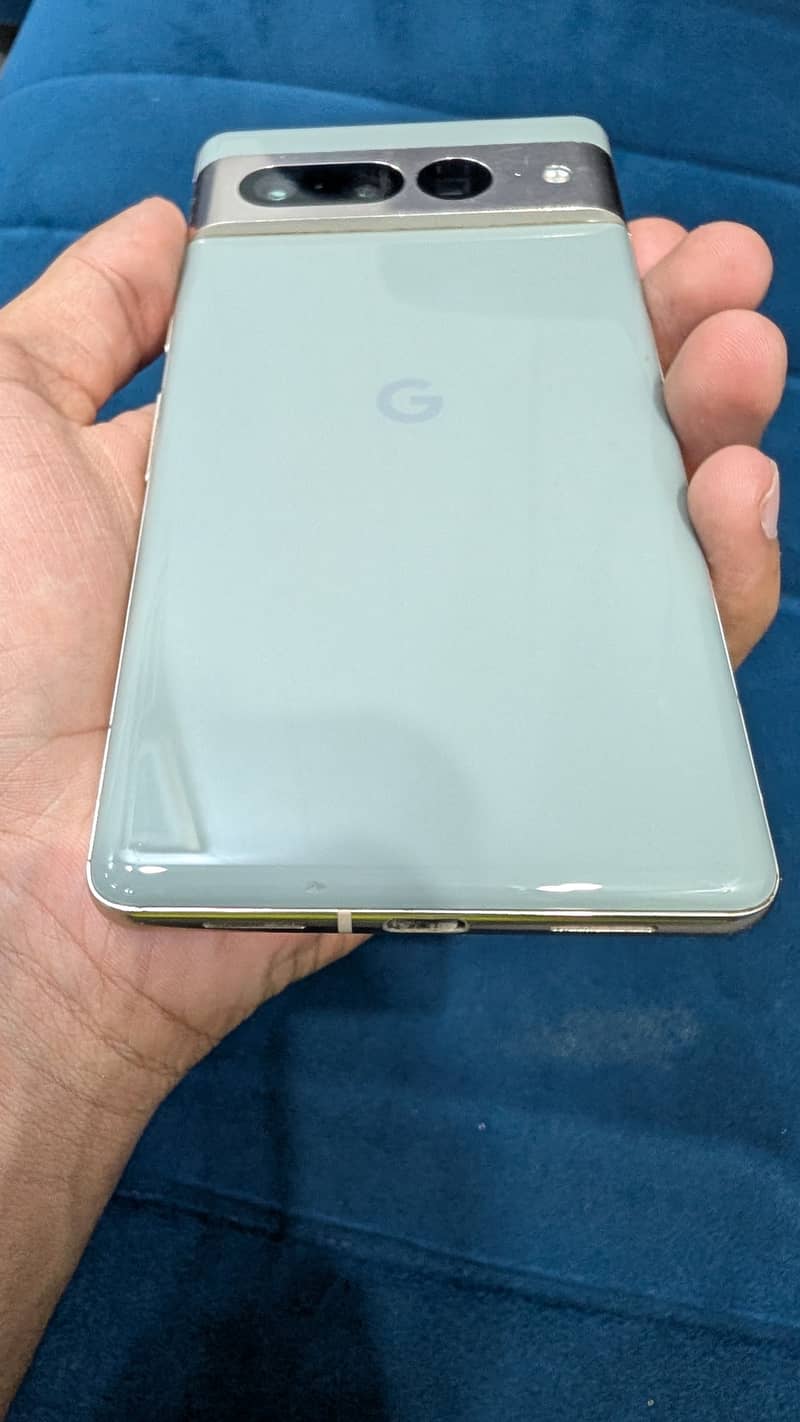Google Pixel 7 Pro 2