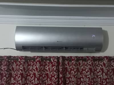 Gree  ac