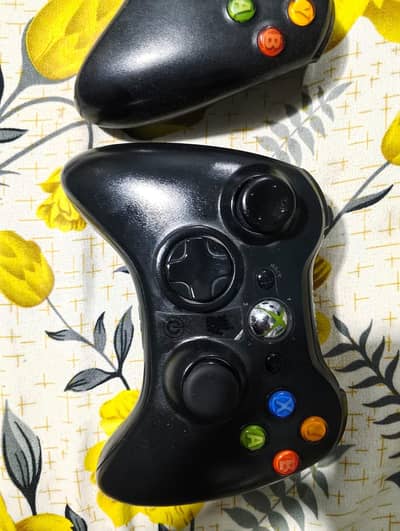 Xbox 360 Jasper 320gb 2 wireless original controllers