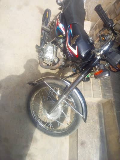 CG 125 gunine honda. .