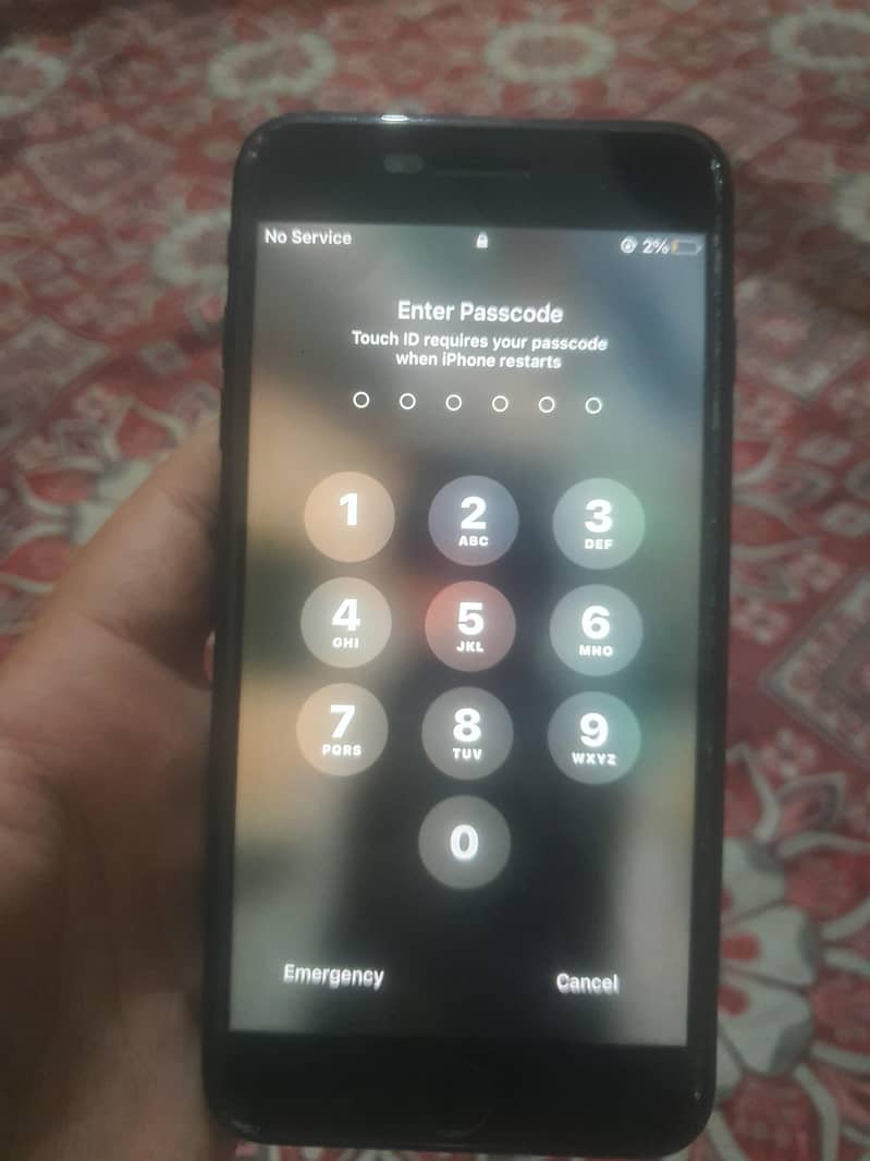 Apple iPhone 7 Plus 0