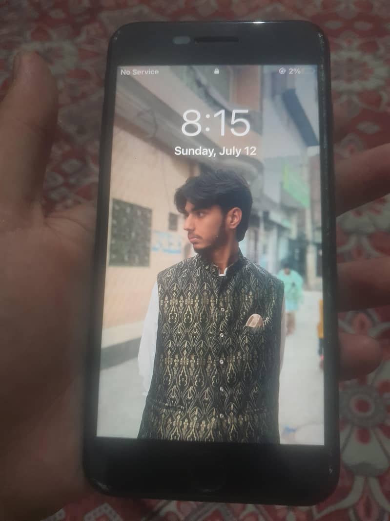 Apple iPhone 7 Plus 2