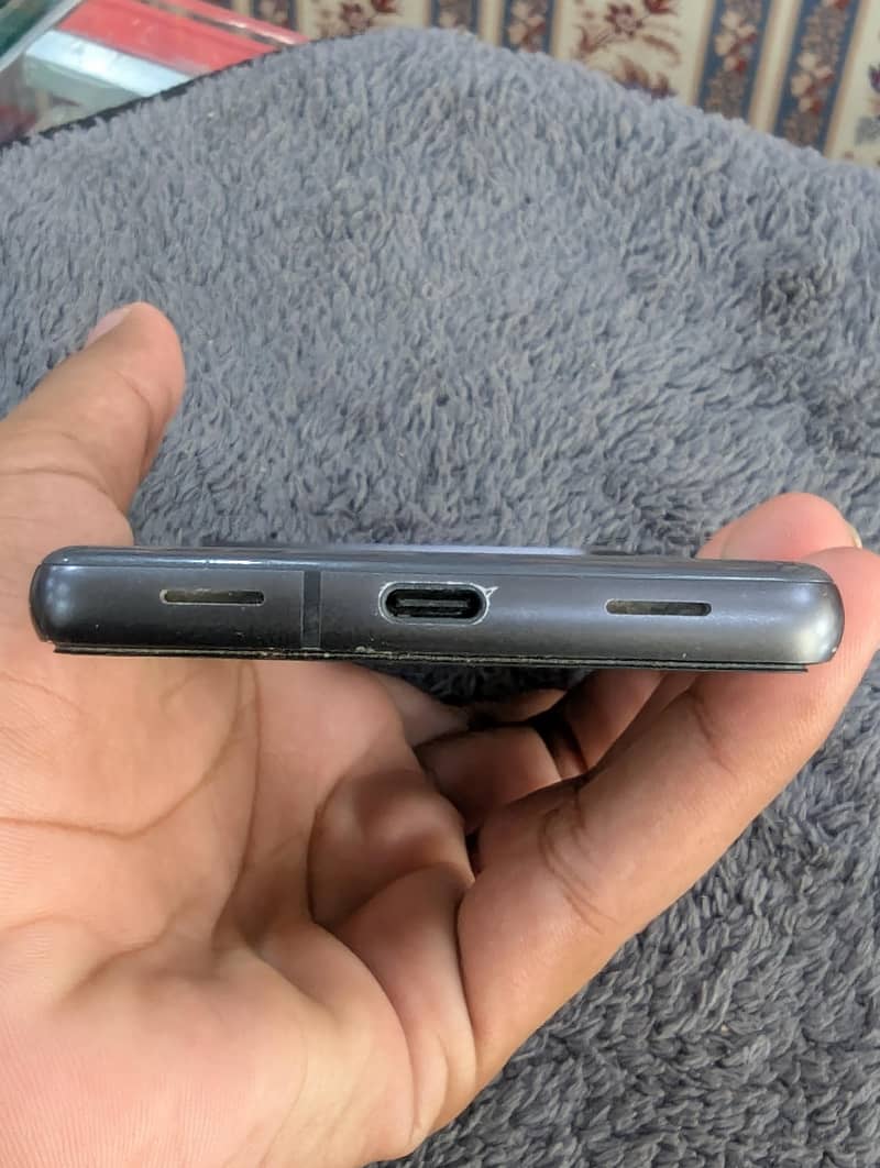 Google Pixel 7a 4