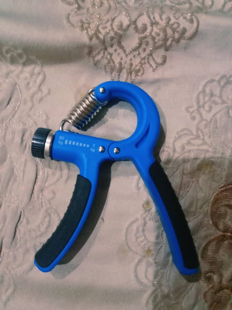 hand gripper 0