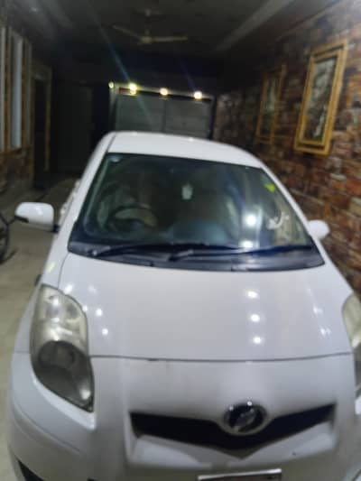 Toyota Vitz 2006