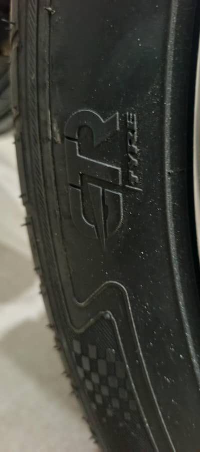 17 rims and GTR tyre available in good