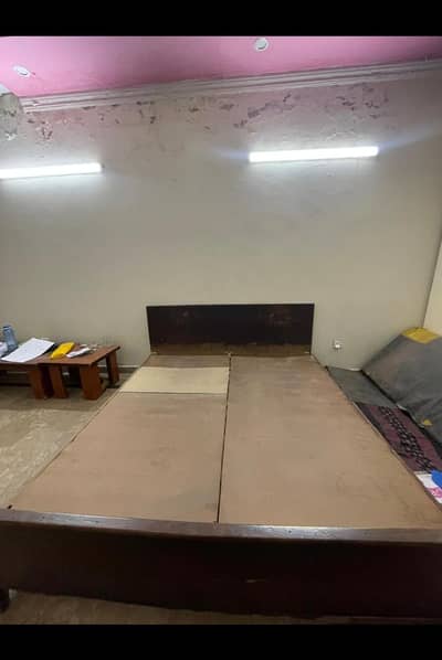 bed for room