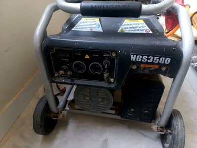 Hyundai HGS3500 Petrol Generator +  GAS (3KW) – Excellent Condition