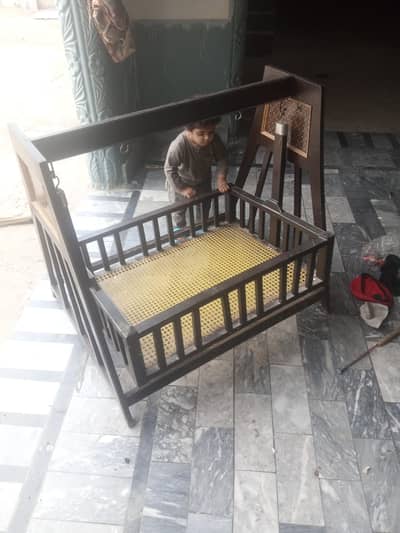 wood swing jhola