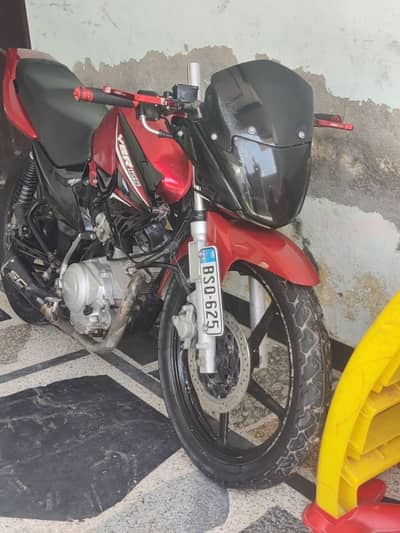 YAHAMA 125 URGENT FOR SALE