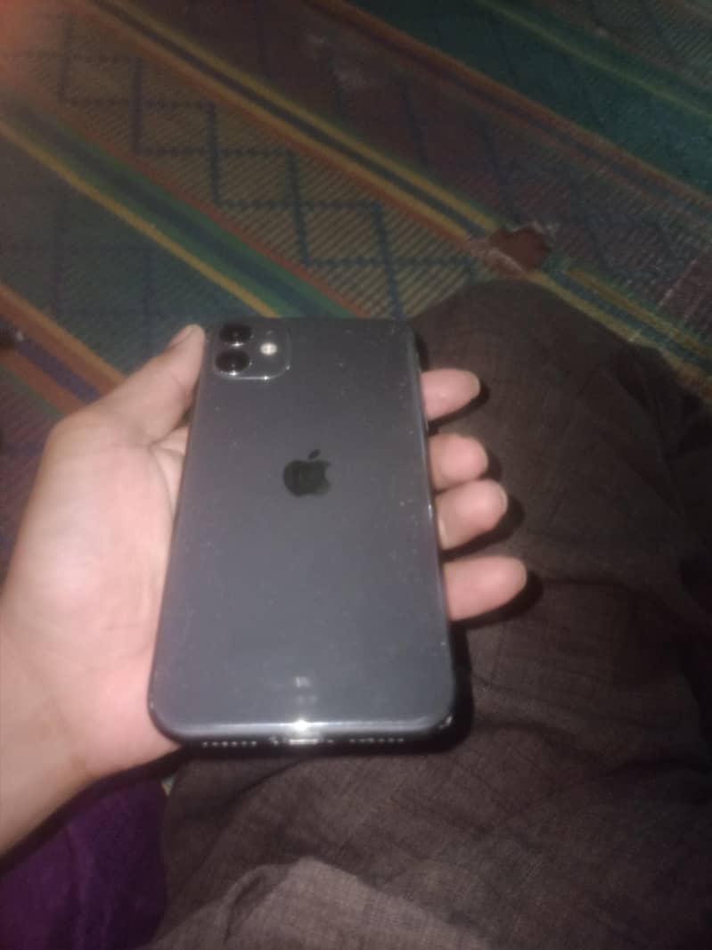 Apple iPhone 11 0