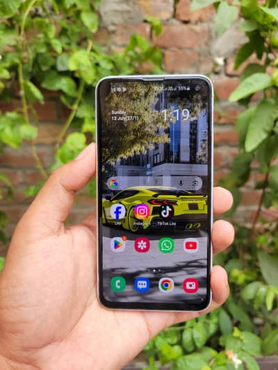 Samsung  S10e (6/128) dual sim