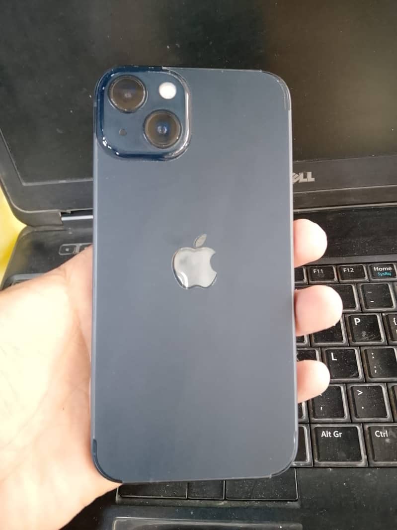 Apple iPhone 13 0