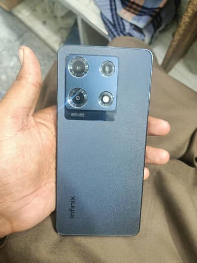 Infinix Note 30 Pro