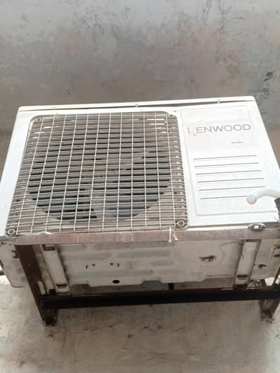 Kenwood ac 1 ton in good condition