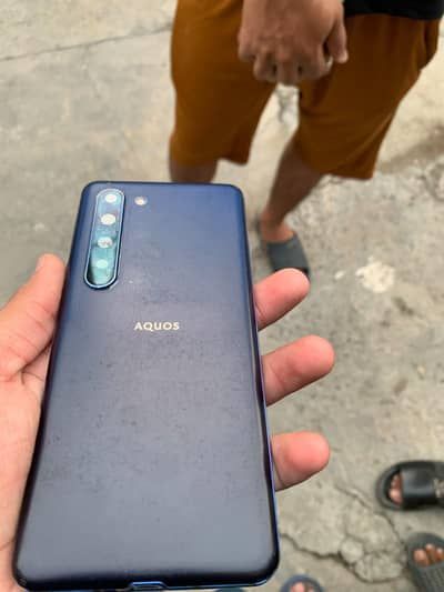 Sharp Aquos R5G (8)(256)