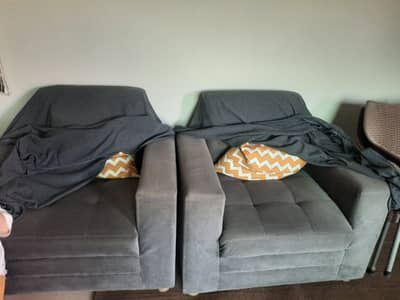 Luxury 5-Seater Sofa Set | Elegant Design | Excellent Condition