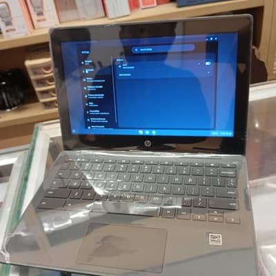 laptop Chromebook available