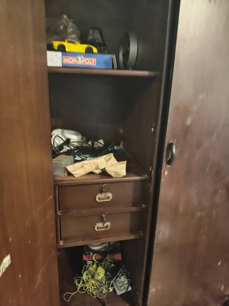 solid wood cupboard 2