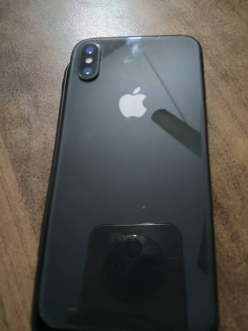 Apple iPhone X 3