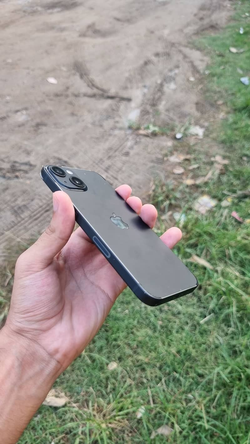 Urgent sale Iphone 13 JV - 128 GB 2