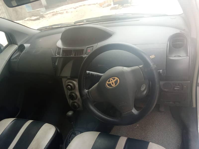 Vitz Automatic 2005/11 6