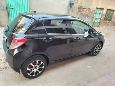 Toyota Vitz 2012