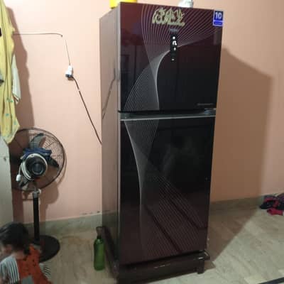 Digital Inverter Double Door Refrigerator sale ke liye available hai.