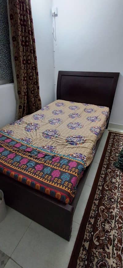 SINGLE BED FOR SALE