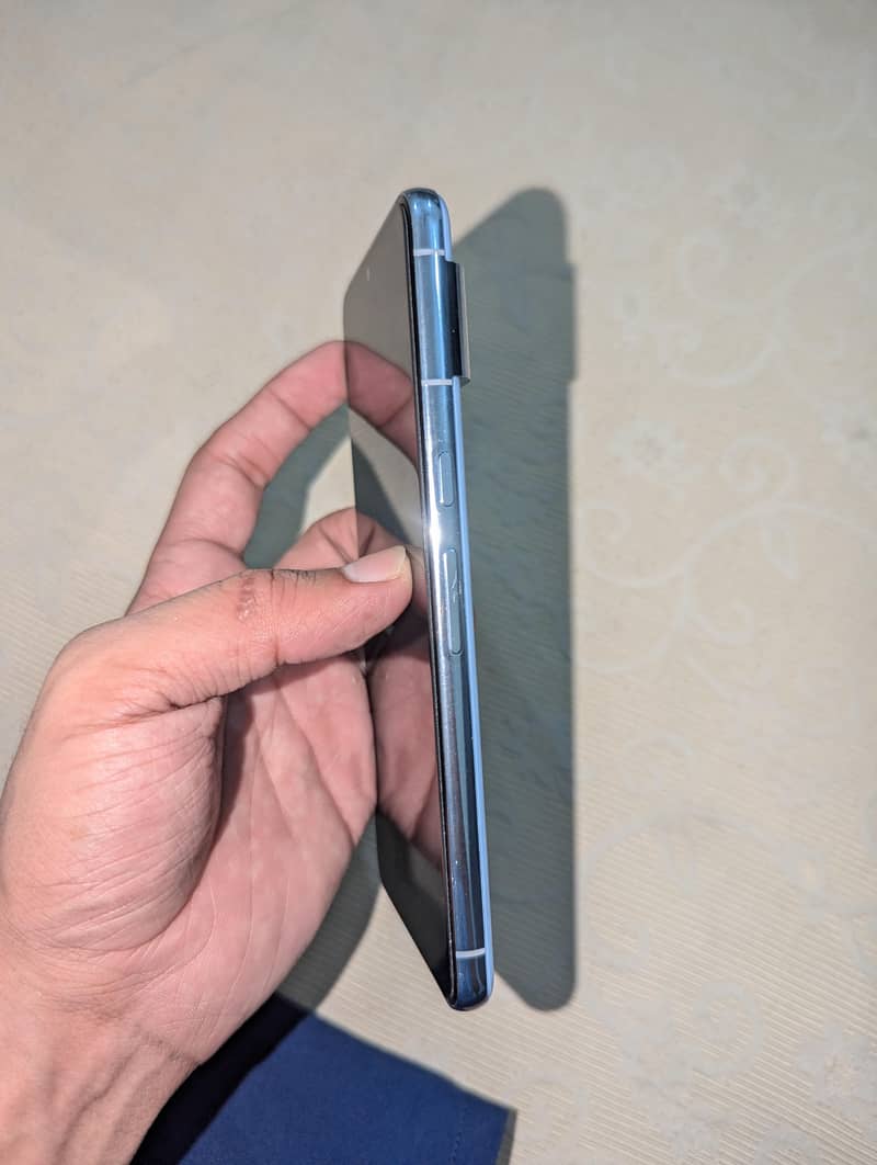 Google Pixel 8 Pro 4