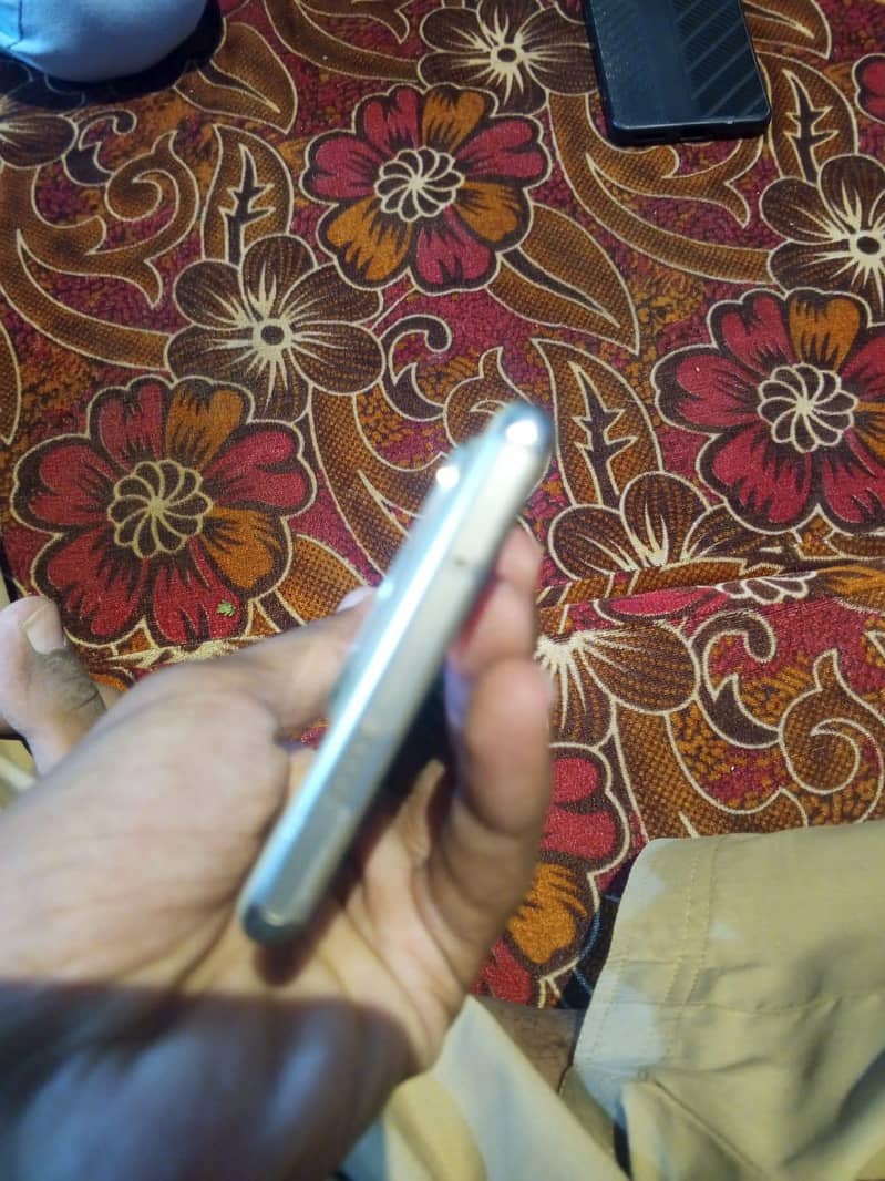 Infinix Zero 30 3