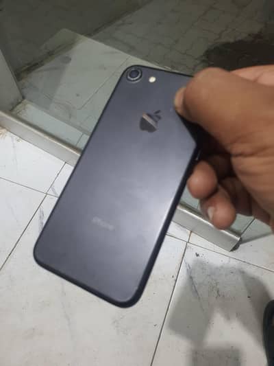 iPhone 7 32gb gb pta approved geniun finger fail