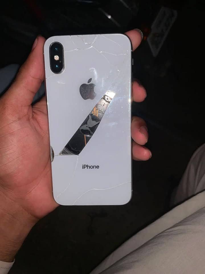 Apple iPhone X 0