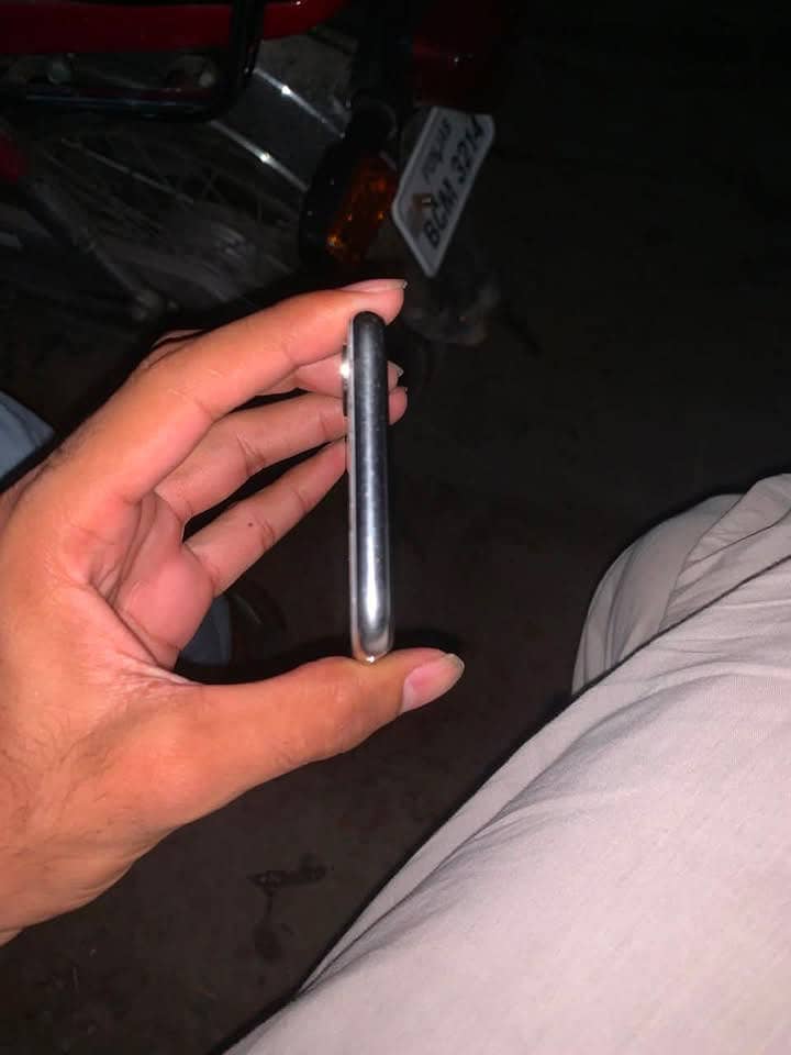 Apple iPhone X 5