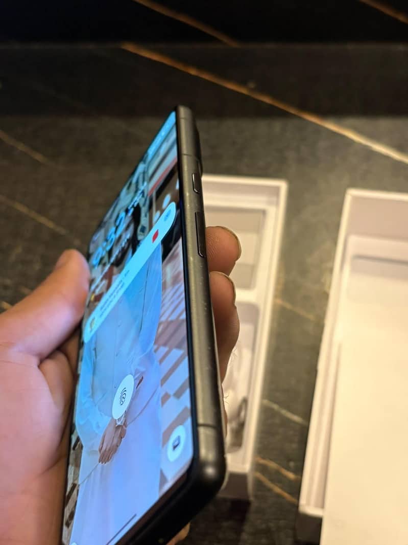 Google Pixel 7 5