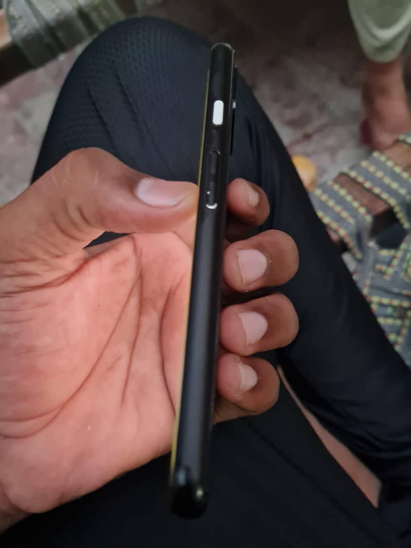 Google Pixel 4 8