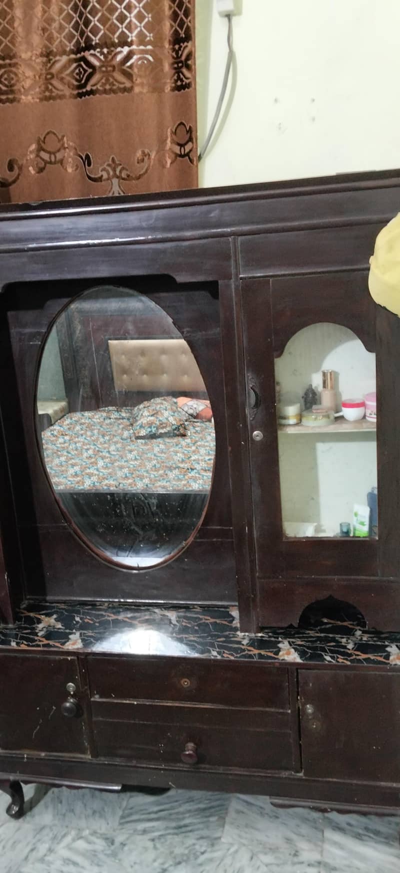 Dressing table 2