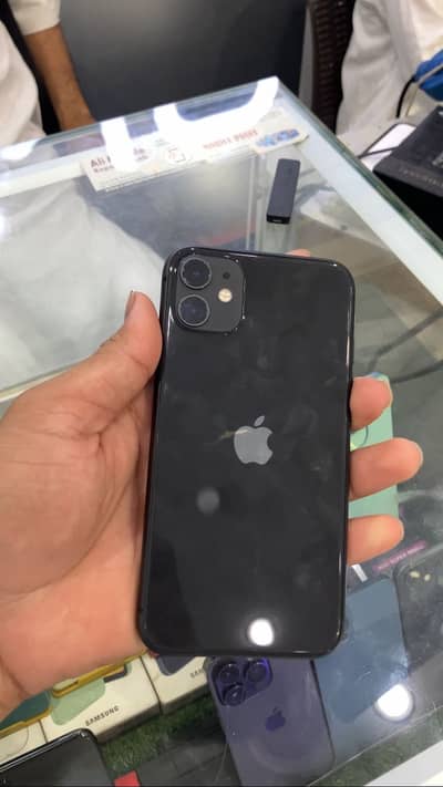 Apple iPhone 11
