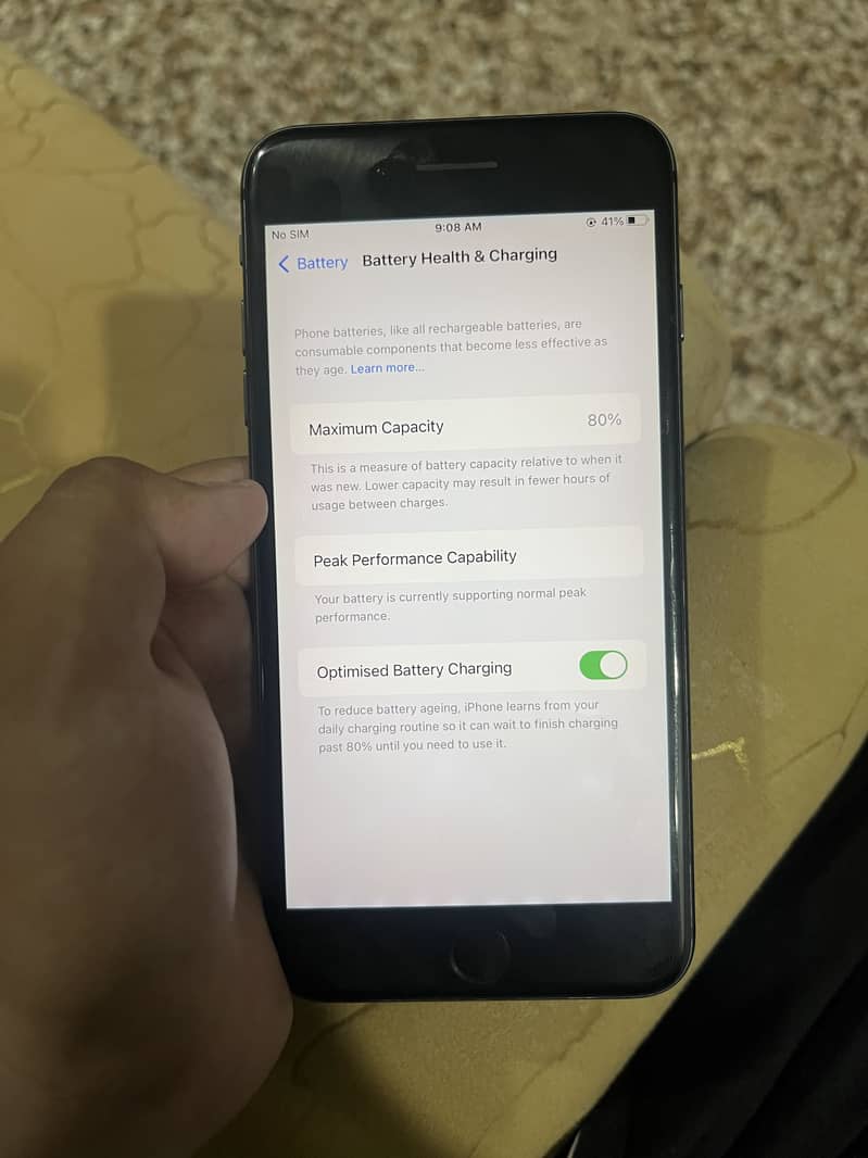 Apple iPhone 8 Plus 4