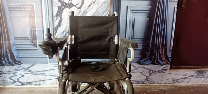Vertex Signature Electric Wheelchair | Like New | Only 4 Days Used
