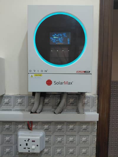 SolarMax Orion Dual 4KW Hybrid Solar Inverter with 4 x 130Ah batteries