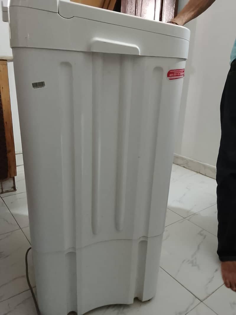 Dawlance washing machine 2