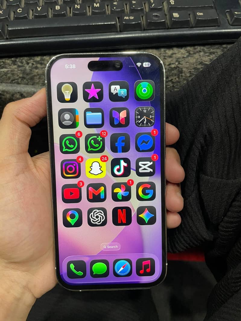 iPhone 14 Pro 6