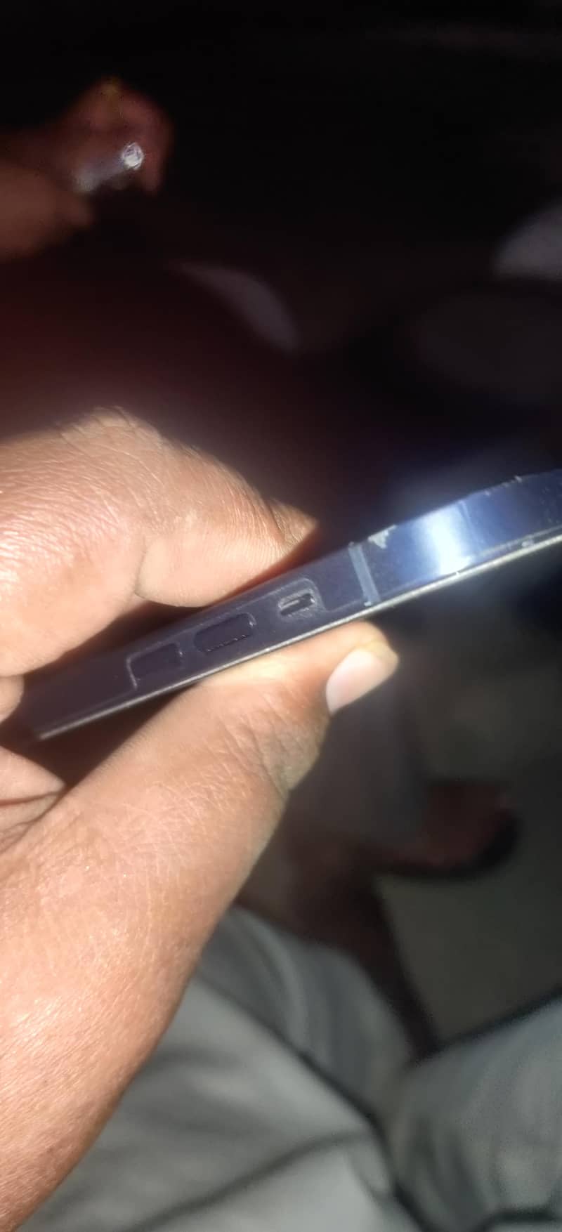 Apple iPhone 12 1