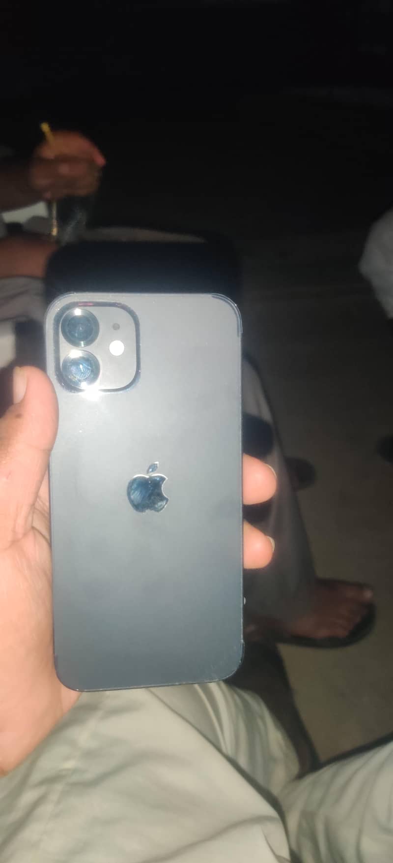 Apple iPhone 12 3